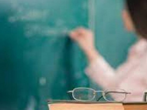 Лучшим учителям Украины увеличат премии вдвое
