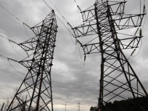 Жители Авдеевки вновь без электроснабжения: повреждена ЛЭП