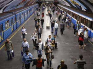 Киевские транспортники предупреждают о коллапсе и готовят к повышению проезда до 20 гривен
