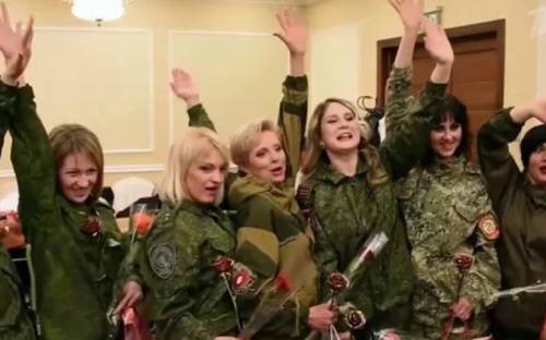 В Луганске начальник ПВО подрался с патрулем, находясь под «чарами женщин»