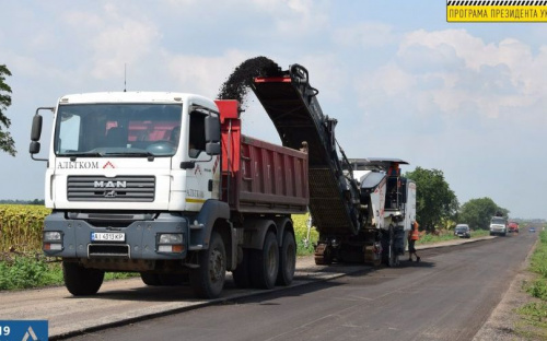 В Запорожской области стартовал ремонт дороги на Мариуполь