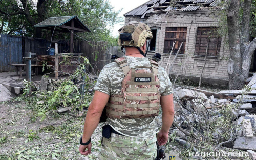 Били з усіх видів зброї - росіяни поранили мешканців Авдіївки та Шахтарського
