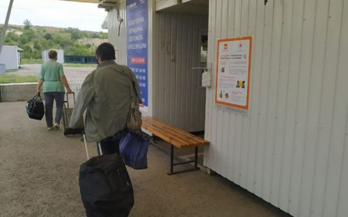 С оккупированной территории Донетчины партиями прибывают люди