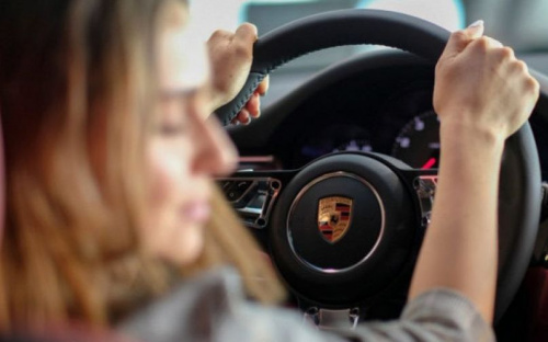Владельцы элитных авто в Мариуполе – на первом месте в области по уплате транспортного налога