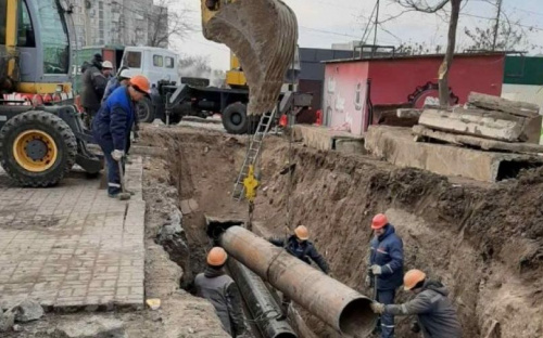 Авария устранена: в спальном районе Мариуполя возобновили подачу горячей воды и тепла