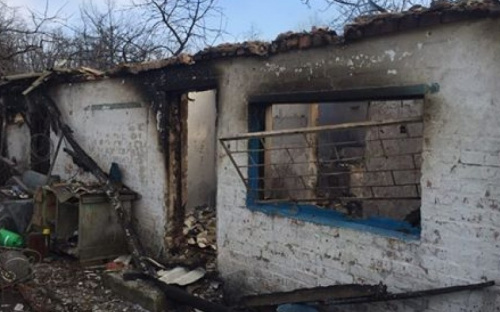 В сети появились фото последствий артобстрела Авдеевки в Донецкой области (ФОТО)