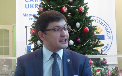 Мэр Мариуполя подарил детям сказку (ФОТО+ВИДЕО)