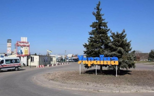 В Донбассе из-за перебоев замедлился пропуск через КПВВ