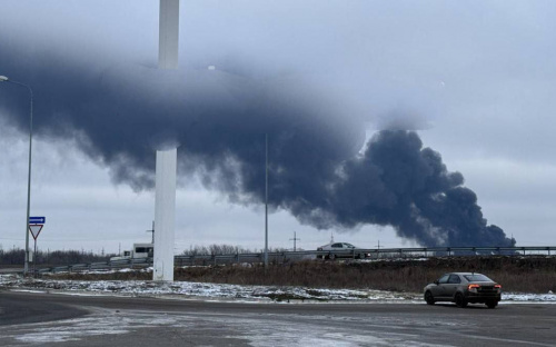 У Донецьку та Макіївці пролунали вибухи та зникло світло – окупанти заявили про атаку дронами