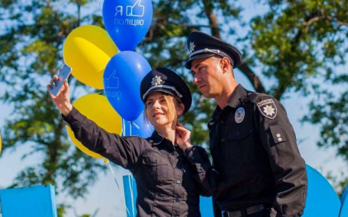 Патрульная полиция Мариуполя отпраздновала вторую годовщину (ФОТО)