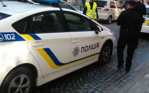 Не пропустил пешехода: в Мариуполе оштрафовали водителя (ВИДЕО)
