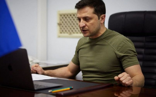 Владимир Зеленский призвал ЕС ввести мощные санкции против агрессора