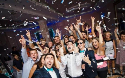 Памятка мариупольцам: как пережить новогодний корпоратив