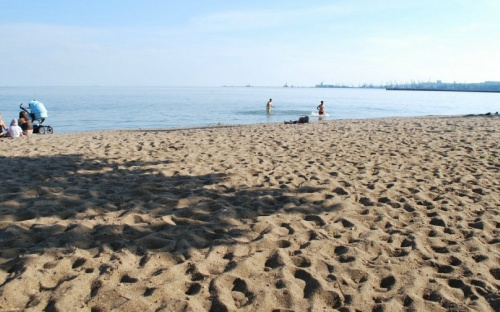 В Мариуполе выявили вирусное загрязнение морской воды