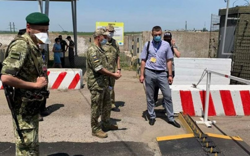 Под Мариуполем два КПВВ готовят к открытию после карантина (ФОТО)