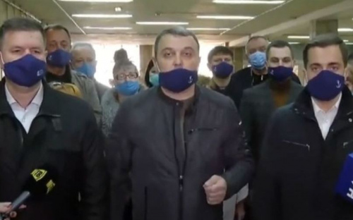 В Мариуполе партия ОПЗЖ вновь заблокировала работу ТИК
