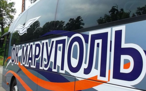 Мариупольские футболисты отправились в Запорожье