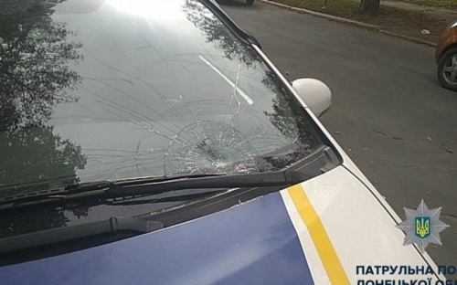 Полицейский автомобиль на Донетчине сбил пешехода. За рулем была женщина (ВИДЕО)