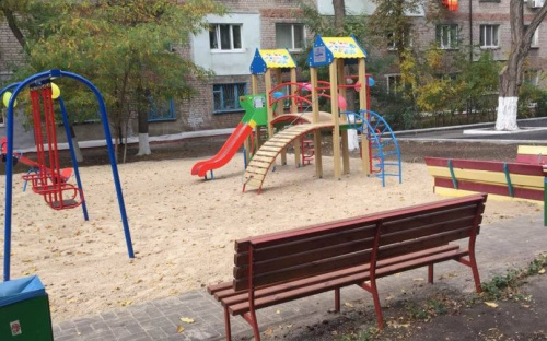 Более 60 мариупольских ОСМД получат новые уютные дворы (ФОТО)