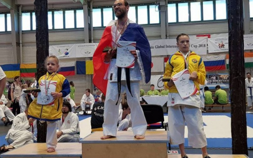 Мариупольчанка стала призером чемпионата мира по пара-карате. Зал аплодировал стоя (ФОТО)