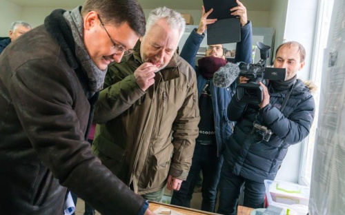 Мариупольский «сырный куркуль» провел дегустацию для Жебривского и Бойченко (ФОТО)
