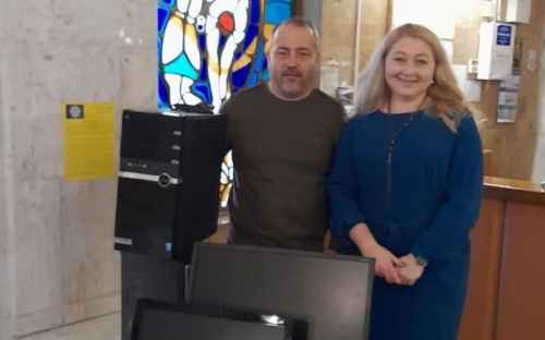 Мариупольский дворец культуры оснастили новыми компьютерами