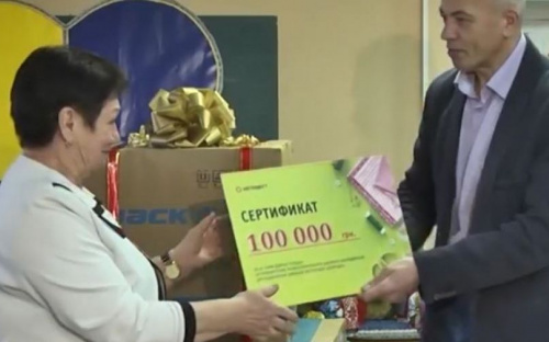 Мариупольская организация «С нами добрые сердца» отмечает юбилей в День святого Николая