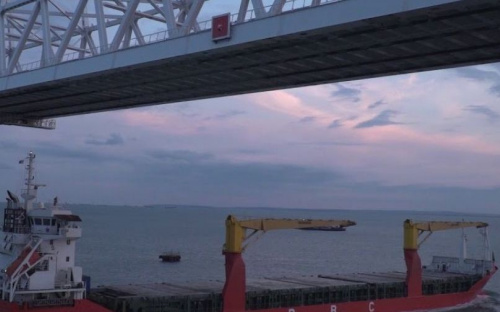 Вход в Азовское море через Керченский пролив разблокирован после вооруженного инцидента?