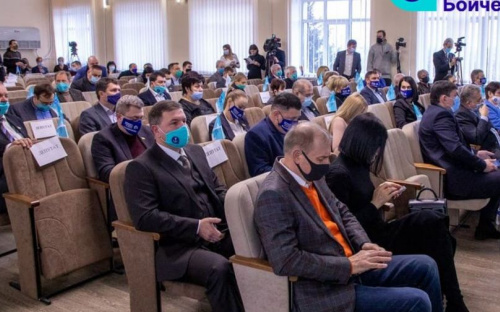 Депутаты Блока Вадима Бойченко поддержали принятие рекордного бюджета развития Мариуполя-2021