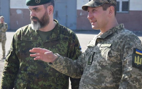 Военные в Мариуполе договорились с эстонцами о совместных учениях