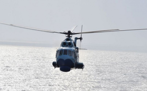 Над Мариуполем кружил вертолет