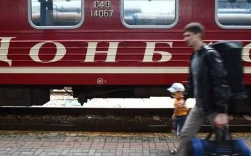 В Мариуполе за мошенничество судят нескольких переселенцев