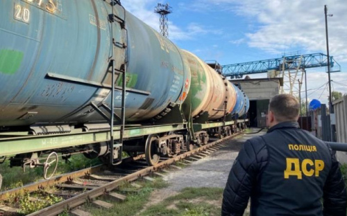 На автозаправках Донетчины конфисковали нелегальное топливо на сумму свыше двух миллионов гривен