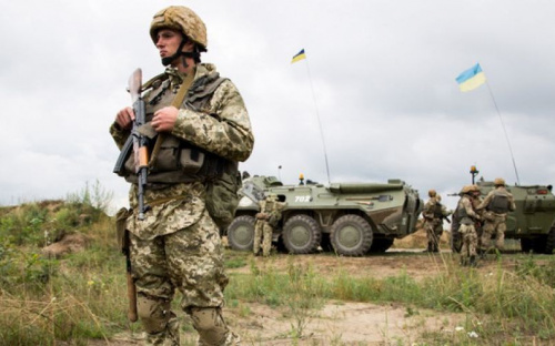 Два украинских воина ранены на Донбассе. Боевики стреляли под Мариуполем