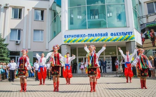 Мариупольский университет получил 234 бюджетных места