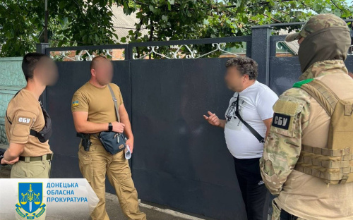 Мешканець Костянтинівки у мережі підтримував воєнні злочини РФ – йому оголошено про підозру