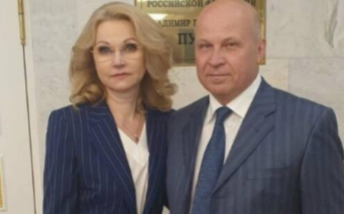 Главврач из Мариуполя получил награду «за заслуги перед россией»