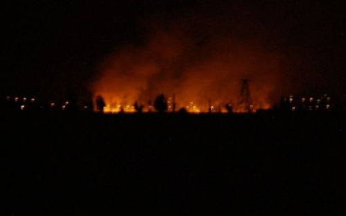 Стали известны подробности ночного пожара под Мариуполем (ФОТО)
