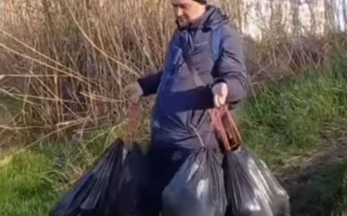 Сто мешков мусора собрали мариупольцы во время бега