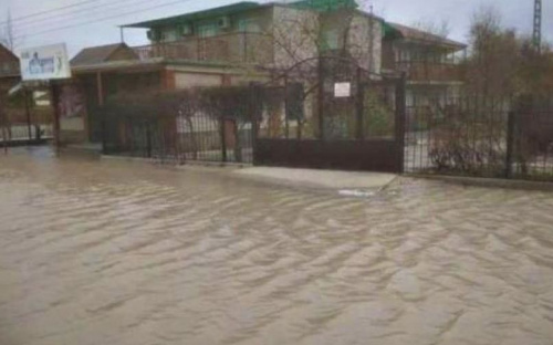 В Приазовье морем затоплены десятки зданий