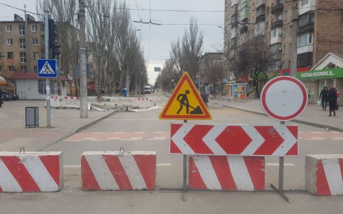 Сотни метров трубопровода поменяют в Мариуполе