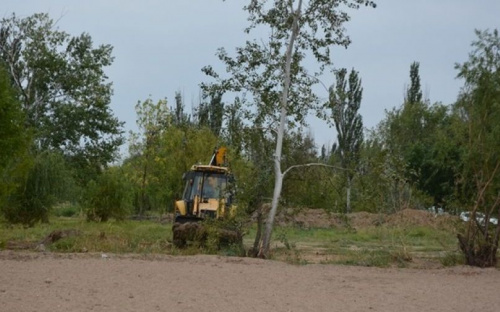 Вдоль прибрежной зоны в Мариуполе начнут строить канализационный коллектор