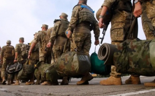 Чи заберуть на фронт після 50: що каже адвокатка та військкомат