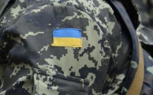 Вблизи Мариуполя открывали огонь. Один боец ВСУ ранен пулей, другой – холодным оружием
