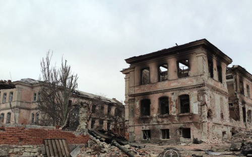 В Маріуполі окупанти знесуть Маріїнську жіночу гімназію