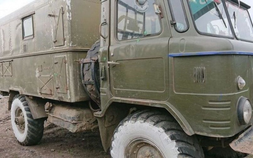 Боевики обстреляли украинский грузовик в Донбассе. Есть погибший и раненые