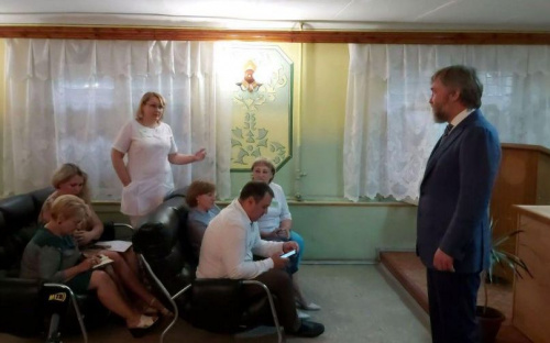 «Финансы, которые мы тратим на войну, необходимо перенаправить в медицину и образование», - Вадим Новинский (ФОТО)
