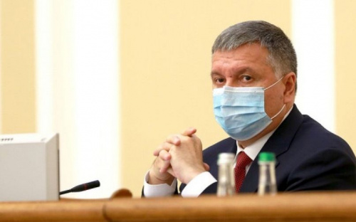 Арсен Аваков выступил за введение в Украине радикального локдауна на три недели