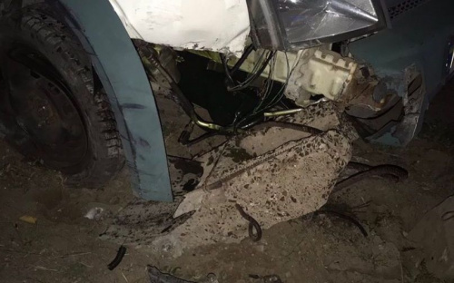 В Мариуполе водитель «Ford» снес бетонное ограждение