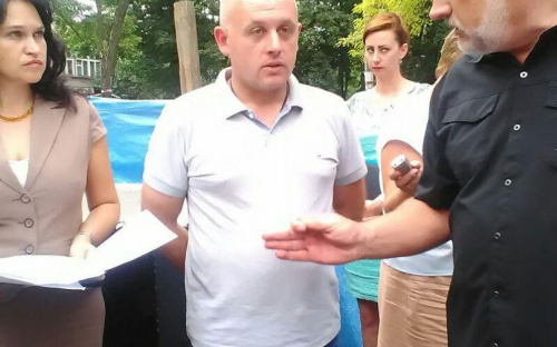 В Мариуполе глава области проверил ход замены водовода (ФОТО)